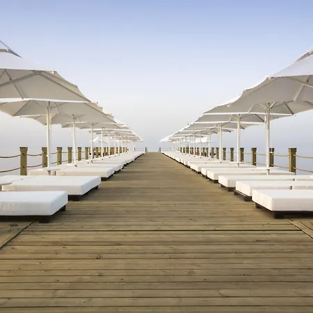 Voyage Sorgun מלון